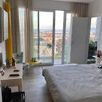 Seaview * Παλέρμο
